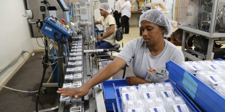 Adozona destaca el Impacto positivo del efecto "Semana Santa" en las exportaciones