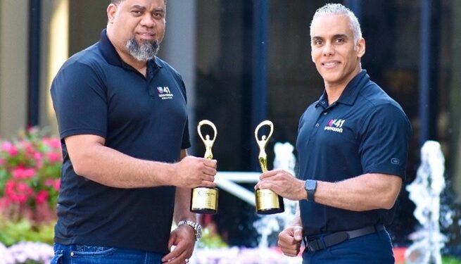 Dominicanos Merson y Serra de Univisión-41 ganan premio The Communicator Awards