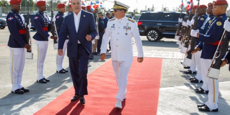 Presidente Abinader partió hacia a Suiza a participar en Cumbre de Paz sobre Ucrania