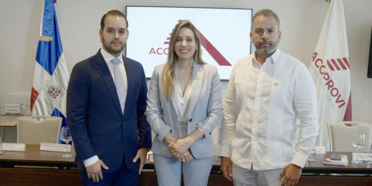 Constructores denuncian Medio Ambiente retrasa ejecución proyectos de vivientas