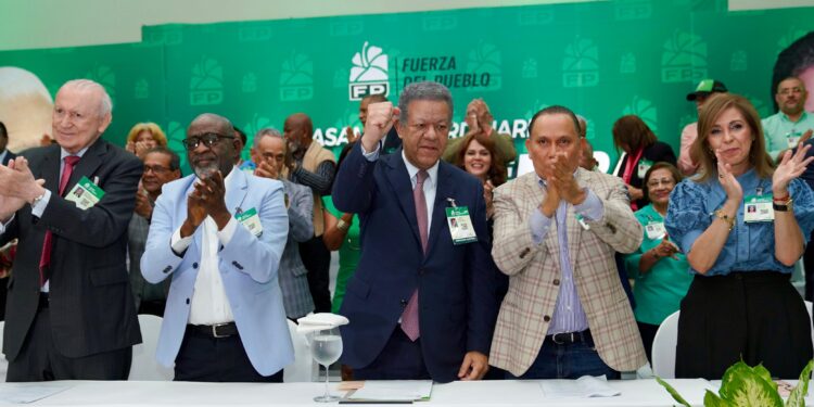 Fuerza del Pueblo Inicia trabajos de su congreso