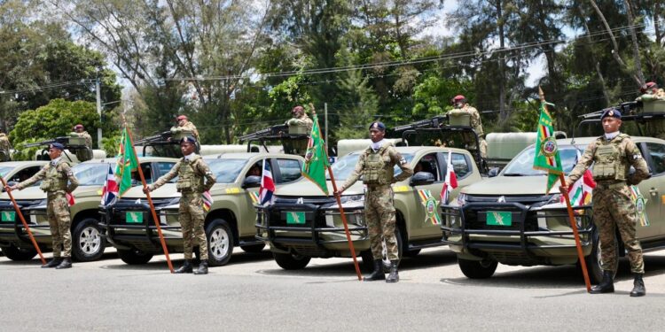 Abinader fortalece el ejército dominicano con 44 nuevos vehículos