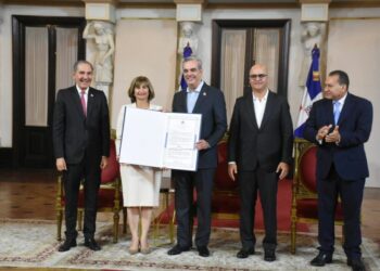 Certifican 49 instituciones de educación superior en República Dominicana