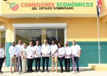Gobierno inaugura comedor económico en Sabana Perdida