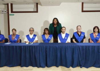 BHD y Unibe capacitan a adultos mayores sobre nuevas tecnologías