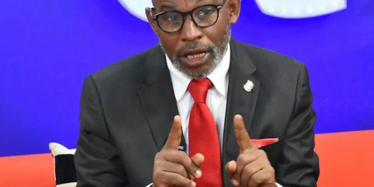 Diputado advierte al PRM la consecuencia de imponer su mayoría en el congreso