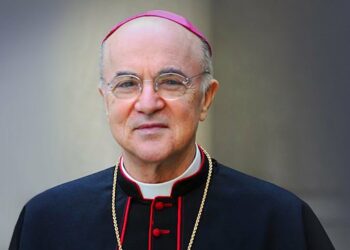 El Vaticano abre un proceso penal contra el ex nuncio en Estados Unidos