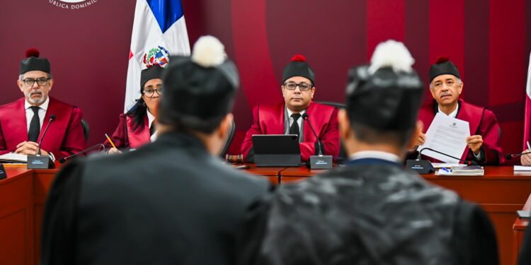 TC deja en estado de fallo once casos de acción directa de inconstitucionalidad