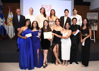 Colegio Loyola Celebra la XV Edición del Festival de Cine con reconocimientos especiales