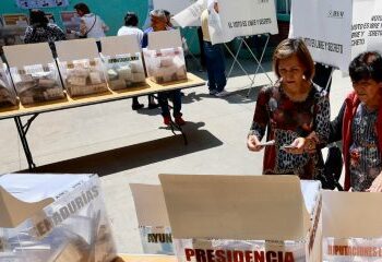 Cierran las urnas en México tras las elecciones más grandes de su historia