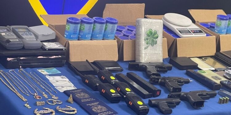 Policia desmantela la banda criminal "Los 50-0″ en Santo Domingo