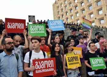 Ley LGBTI de Georgia encara un riesgo de represión violenta