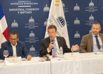 Aprueban 15 nuevas empresas en zonas francas; crearán más de 1,500 puestos de trabajo