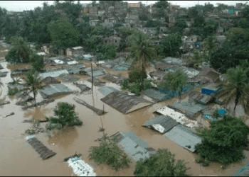 Llaman a reubicar asentamientos vulnerables ante temporada de huracanes