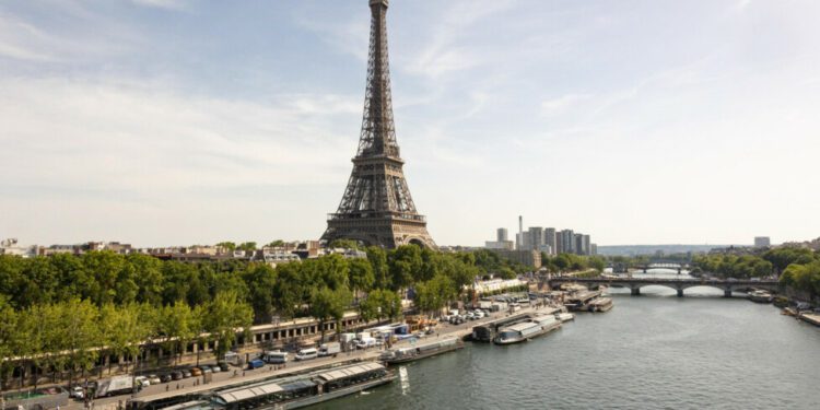 China y Estados Unidos lideran el gasto turístico mundial en 2023