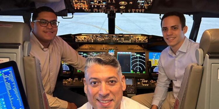 Arajet y Boeing dejan abierto programa de becas para pilotos dominicanos