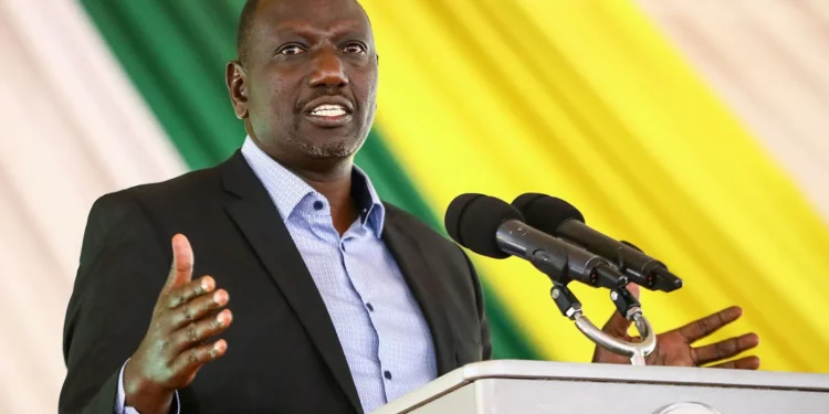 Presidente de Kenia retira reforma económica tras violentas protestas en Nairobi