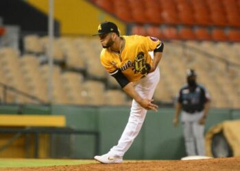 Águilas y Escogido realizan intercambio estratégico de jugadores