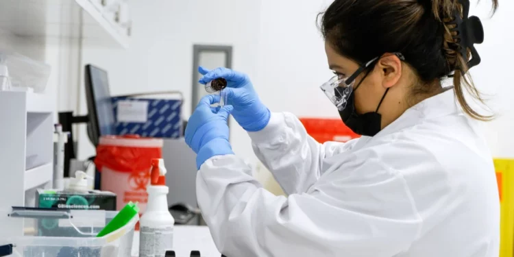 FDA da luz verde a nueva prueba sanguínea para cáncer de Colon