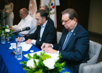 Alianza académica y farmacéutica para Innovar en RD