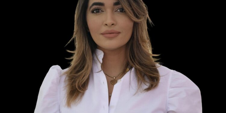 Nilda Alaniz llama a regular y supervisar iglesias pequeñas