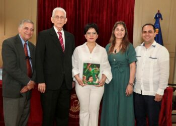 Éxito rotundo en el lanzamiento del libro infantil