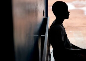 Millones de mujeres jóvenes sufren a manos de sus parejas íntimas