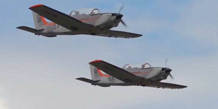 FARD amplía flotilla con nuevas aeronaves T-35 Pillán adquiridas a España
