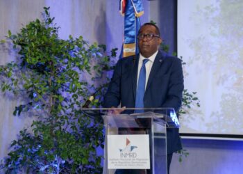 El 98 % de los inmigrantes en la fuerza laboral del sector agrícola son hombres