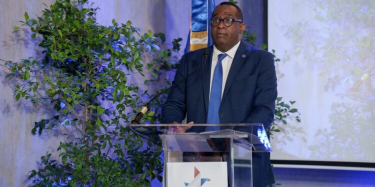 El 98 % de los inmigrantes en la fuerza laboral del sector agrícola son hombres