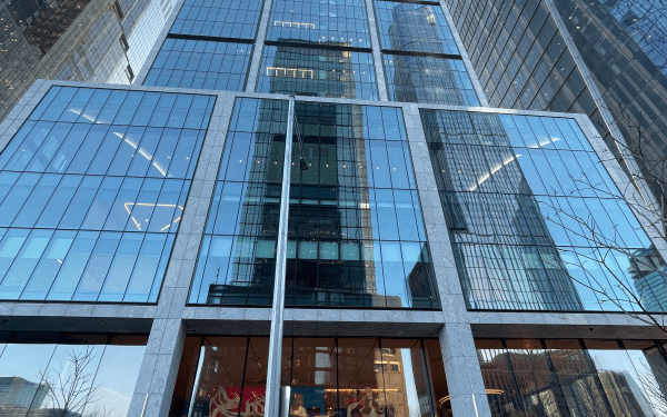BlackRock eleva los activos gestionados a un récord de 10,6 billones de dólares