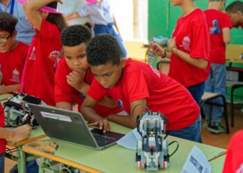 Miles de niños dominicanos participan de festival de tecnología durante 8 días