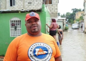 Habitantes de Cancino Adentro claman por ayuda ante inundaciones por tormenta tropical