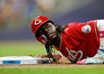 Dominicanos sobresalen en Grandes Ligas; De La Cruz sigue deslumbrando