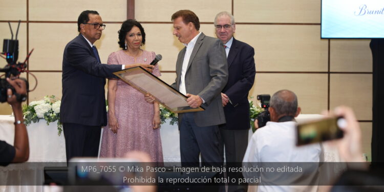 La literatura infantil: Pilar del desarrollo intelectual en la República Dominicana