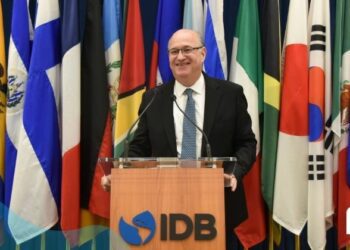 BID y FMI unen esfuerzos por un crecimiento sostenible en América Latina y el Caribe