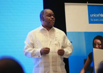 El primer ministro de Haití ofrece tregua a las bandas criminales para detener la violencia