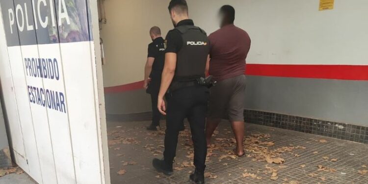 Detenido dominicano por estafa y falsedad documental en Palma