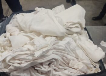 Desmantelan plan para enviar cocaína a Francia oculta en ropa