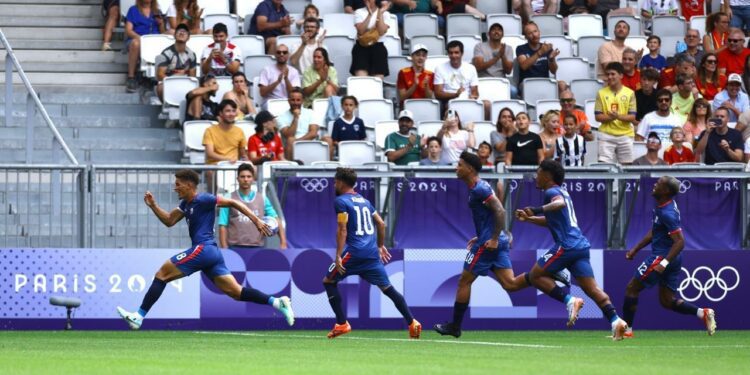 Futbol: con otro empate RD cierra histórica participación en París