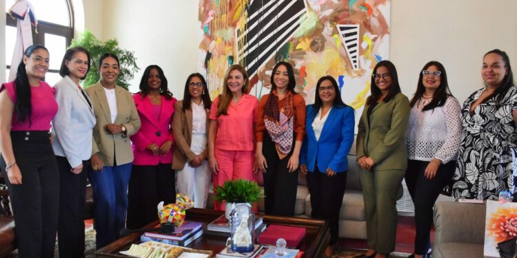 Celebración del Segundo Foro de Mujeres Periodistas Dominicanas