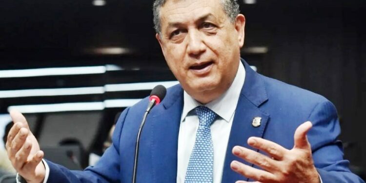 Diputado Gustavo Sánchez advierte sobre elementos contaminantes en el Código Penal