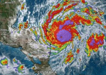Preocupación y temor en el Caribe por el paso de huracán Beryl