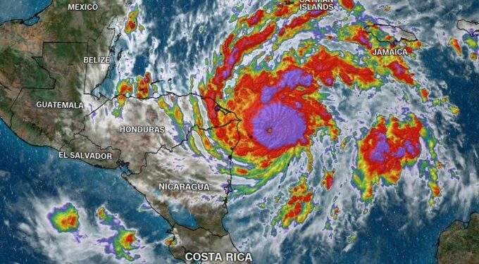 Preocupación y temor en el Caribe por el paso de huracán Beryl