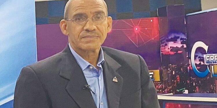 Ministerio de Cultura destituye a Joseph Báez de la presidencia de la Comisión de Espectáculos