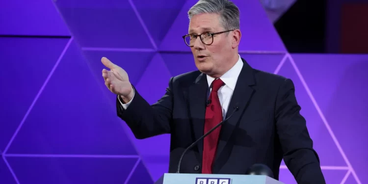 Aplastante victoria de los laboristas en las elecciones del Reino Unido con 410 escaños según sondeos