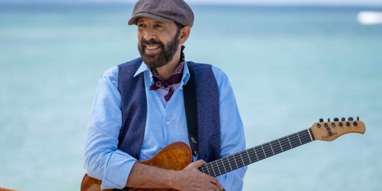 Juan Luis Guerra su gira europea en Málaga, España