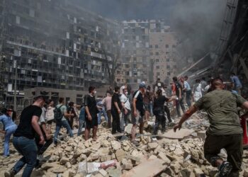 Cerca de 40 los muertos y 170 los heridos por ataques rusos en Ucrania