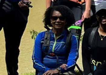 Rescatan a senderista extraviada entre las presas Pinalito y Blanco en Monseñor Nouel