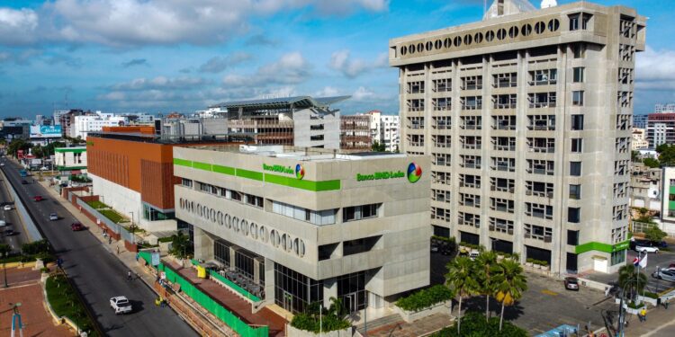 Banco BHD reconocido como empresa Líder de América Central y RD en 2024